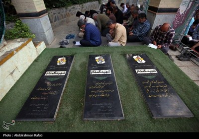 مراسم دعای عرفه در اصفهان و همدان