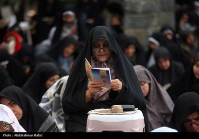 مراسم دعای عرفه در اصفهان و همدان