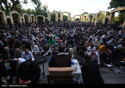 مراسم دعای عرفه در اصفهان و همدان