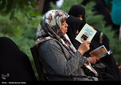 مراسم دعای عرفه در اصفهان و همدان