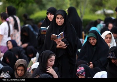 مراسم دعای عرفه در اصفهان و همدان