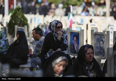 مراسم دعای عرفه در اصفهان و همدان