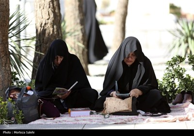 مراسم دعای عرفه در اصفهان و همدان