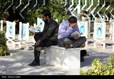 مراسم دعای عرفه در اصفهان و همدان