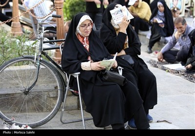مراسم دعای عرفه در اصفهان و همدان