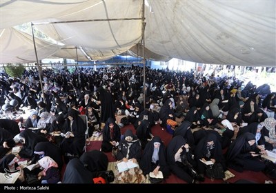 مراسم دعای عرفه در اصفهان و همدان