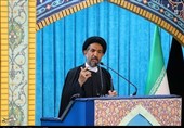 خطیب صلاة عید الأضحى فی طهران: فلسطین وغزة الیوم تحملان رایة المقاومة