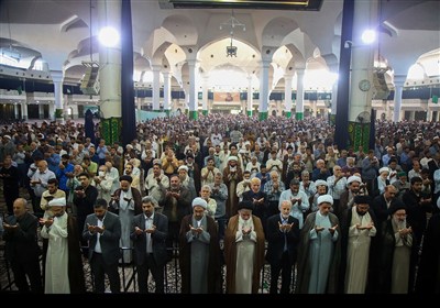 نماز عید قربان در مصلی قدس قم