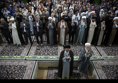 نماز عید قربان در مصلی قدس قم