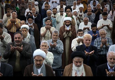 نماز عید قربان در مصلی قدس قم