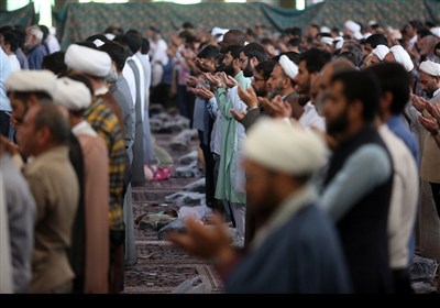نماز عید قربان در مصلی قدس قم