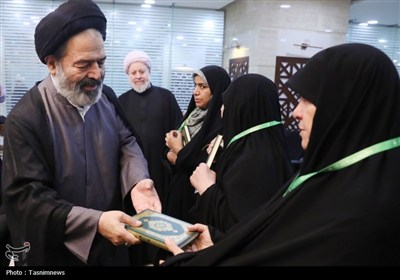 مراسم تجلیل از خانواده معظم شهدا در مکه مکرمه