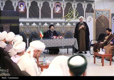 دیدار صمیمانه علمای اهل سنت با سرپرست حجاج ایرانی در مکه
