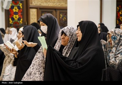 صلاة عيد الأضحى في مرقد شاه جراغ (ع)