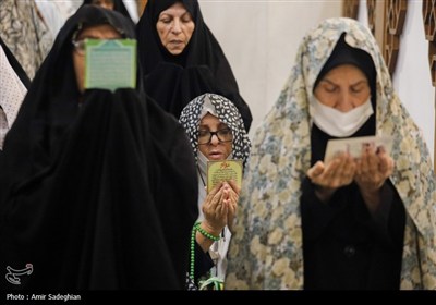 صلاة عيد الأضحى في مرقد شاه جراغ (ع)