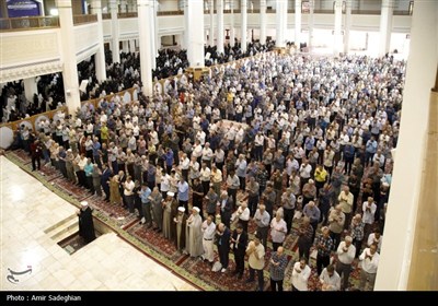 صلاة عيد الأضحى في مرقد شاه جراغ (ع)