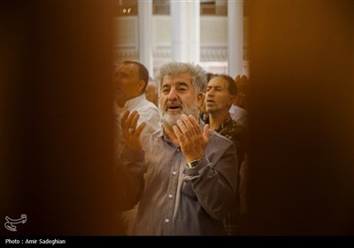 صلاة عيد الأضحى في مرقد شاه جراغ (ع)