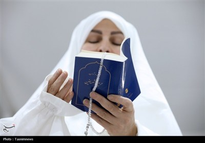 دعای عرفه حجاج بیت‌الله الحرام در صحرای عرفات