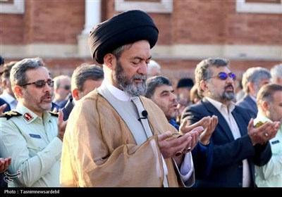 نماز باشکوه عید سعید قربان به امامت آیت‌الله عاملی در شهیدگاه