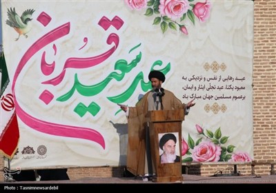 نماز باشکوه عید سعید قربان به امامت آیت‌الله عاملی در شهیدگاه