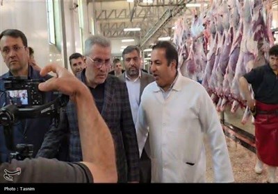 نمایی از قربانی و ذبح دام در عید قربان قزوین