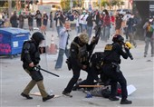 درگیری پلیس لس آنجلس با معترضان به دستگیری مهاجران