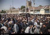 تشییع پیکر آیت الله حجتی در کرمانشاه