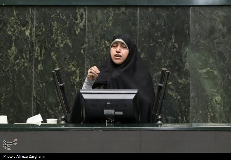 با وحدت ملی دشمن را از صحنه روزگار محو می‌کنیم