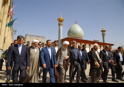 نشست کمیسیون تخصصی کارگروه ملی زیارت در حرم شاهچراغ (ع)