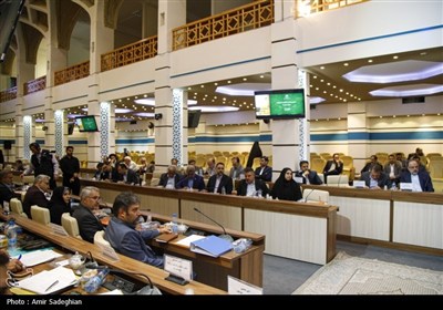 نشست کمیسیون تخصصی کارگروه ملی زیارت در حرم شاهچراغ (ع)