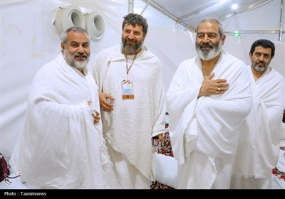 بازدید میدانی سرپرست حجاج ایرانی از بیمارستان صحرایی و کاروان جانبازان در عرفات