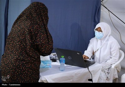 بازدید میدانی سرپرست حجاج ایرانی از بیمارستان صحرایی و کاروان جانبازان در عرفات