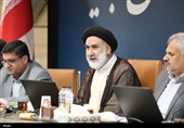 امام جمعه شهرکرد: مدیران نباید از انتقادات ناراحت شوند