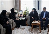پزشکیان دخترش را به دیدار خانواده الهه حسیننژاد فرستاد