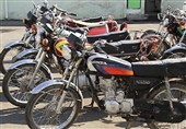 برخورد قاطع پلیس با موتورسواران متخلف در بافق