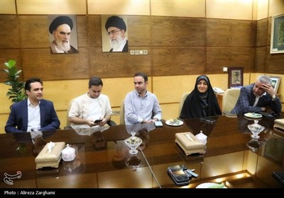 فعالان مجازی قزوین با استاندار قزوین دیدار کردند