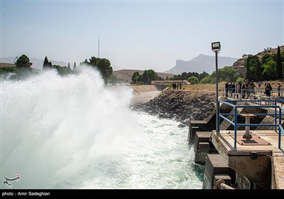 رهاسازی حق‌آبه تالاب بختگان از سد درودزن