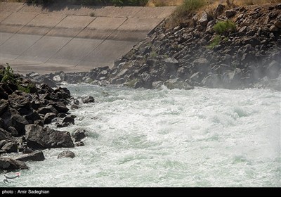 رهاسازی حق‌آبه تالاب بختگان از سد درودزن
