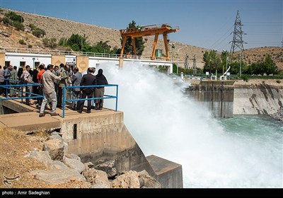 رهاسازی حق‌آبه تالاب بختگان از سد درودزن