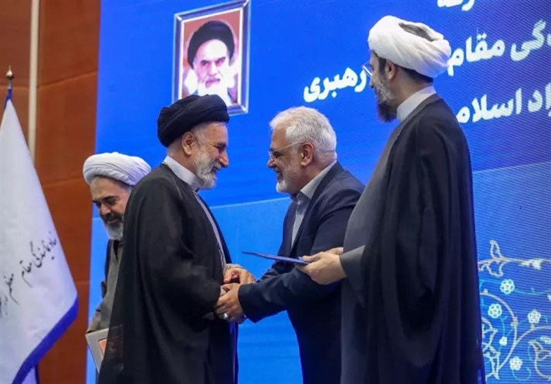 مسئول نهادنمایندگی مقام معظم رهبری در دانشگاه آزاد تغییر کرد