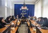صنایع دستی ابزار تولید ثروت و اشتغال است