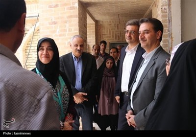 بازدید معاون وزیر میراث از طرح‌های مرمتی یزد