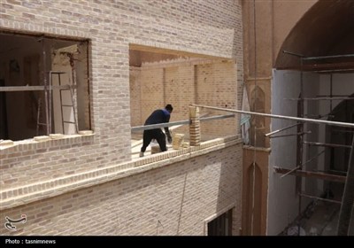 بازدید معاون وزیر میراث از طرح‌های مرمتی یزد