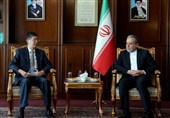 Iran Eyes Closer Interaction with China to Counter Unilateralism
