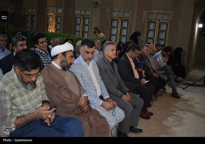 محفل طنز &#171;قندشکن&#187; در بهاباد