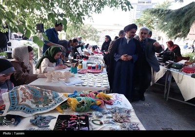 گرامیداشت روز جهانی و هفته ملی صنایع دستی