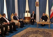 أحمدیان یستقبل مزهر ویؤکد ان دعم المظلومین الفلسطینیین واجب إنسانی وإسلامی