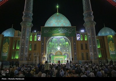 حال و هوای جمکران در شب میلاد امام هادی(ع)