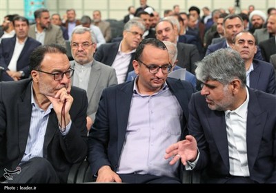 دیدار نمایندگان مجلس شورای اسلامی با رهبر معظم انقلاب