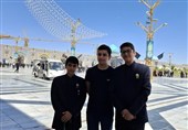 از اشک تا اجابت؛ سه نوجوان و داستانی از مکبری در صحن رضوی